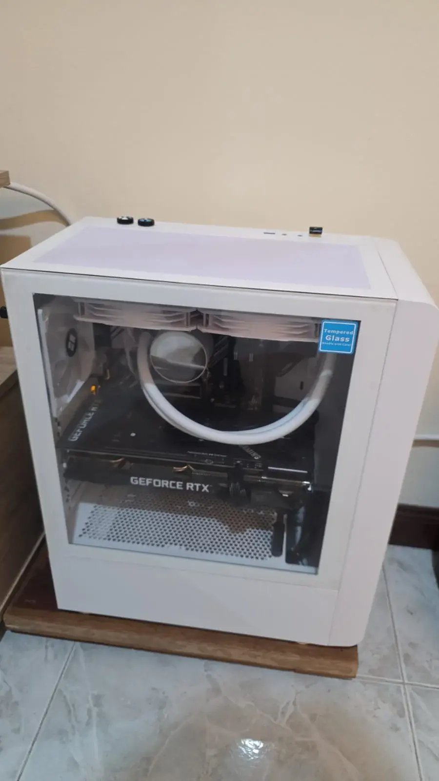 PC Gamer Ryzen 5 5700X — RTX 3060 Ti, 32 GB DDR4, 256 GB SSD