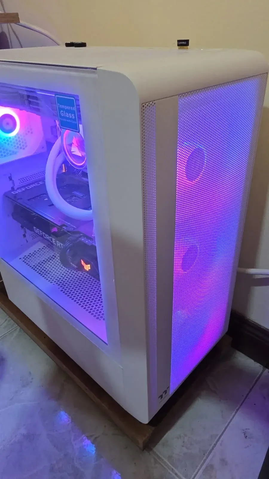 PC Gamer Ryzen 5 5700X — RTX 3060 Ti, 32 GB DDR4, 256 GB SSD